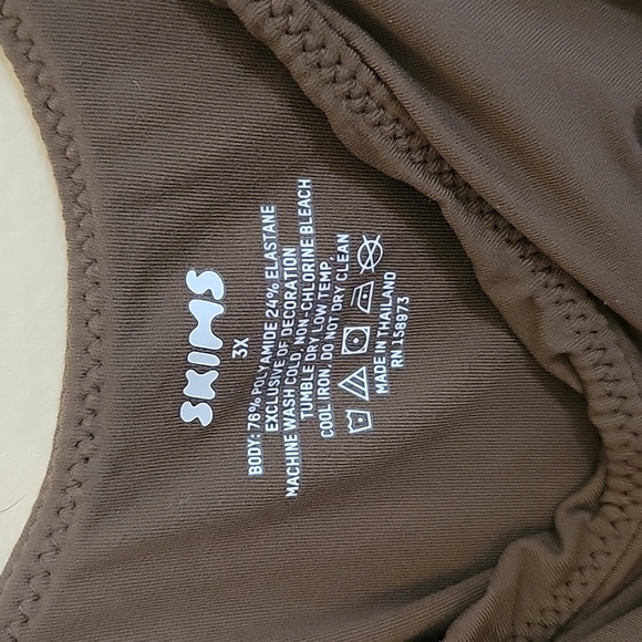 Skims bodysuit size 3x color:oxide - Picture 3 of 4